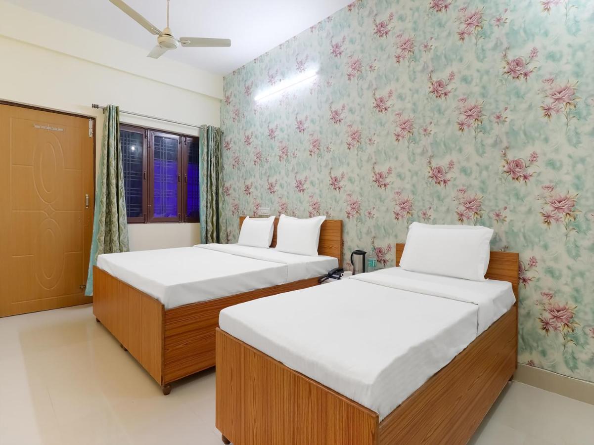 Oyo 84661 Lakshmi Home Stay Jhājra Zewnętrze zdjęcie